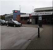 SD5805 : Wigan North Western railway station entrance by Jaggery