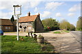 SU6787 : The Crown closed inn beside the A4130 by Roger Templeman