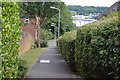 Footpath to Wren Vale