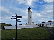 NX1530 : Mull of Galloway Lighthouse by Les Hull