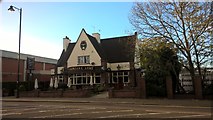 TQ2994 : The Fishmongers Arms, Southgate by Paul Bryan