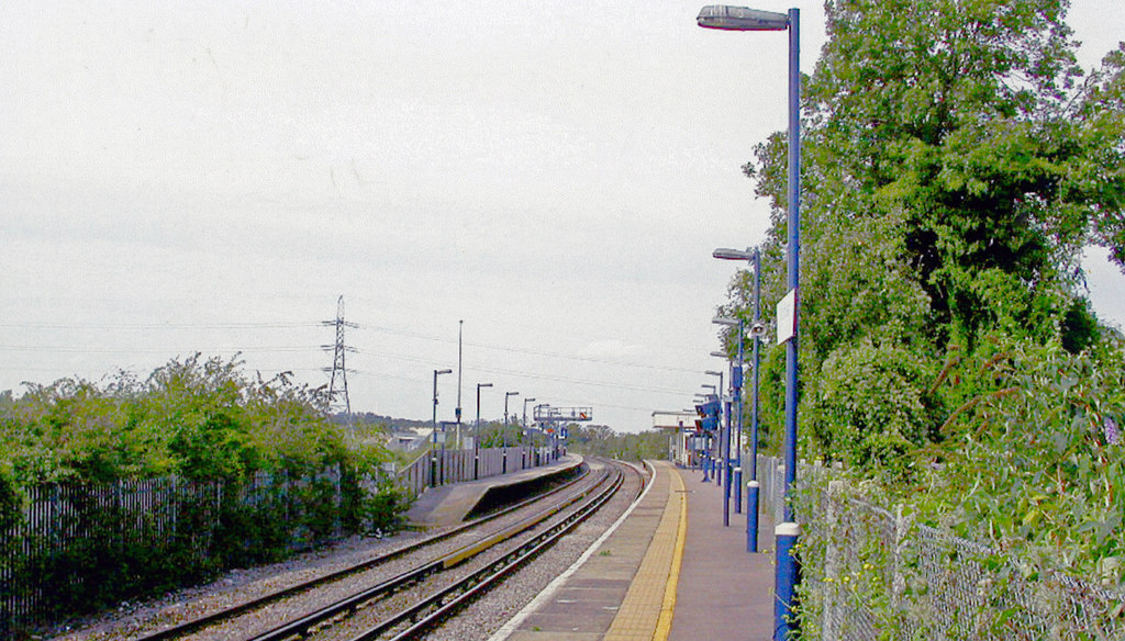 Northfleet Station 2005 © Ben Brooksbank Geograph Britain And Ireland