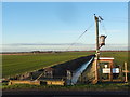 SE8307 : Rushcarr Drain Trentside Pumping Station near West Butterwick Isle of Axholme North Lincolnshire by Bob Pearce