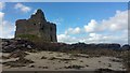 V4365 : McCarthy Mór Tower (Ballinskelligs Castle) by Phil Champion