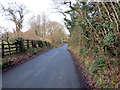 Heol fach ger Hafodneddyn / Minor road near Hafodneddyn