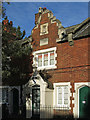 1-7 Noel Caron Houses, Fentiman Road, SW8 - entrance