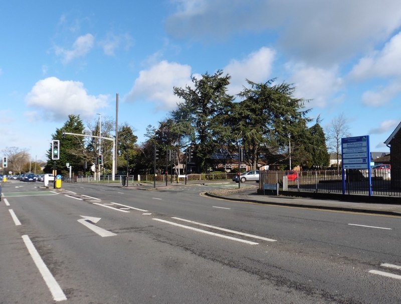 Turning for Dorchester Road © Roger Cornfoot :: Geograph Britain and ...