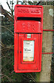 Elizabethan postbox, Bodieve