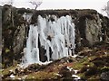 SH6560 : Icicles above Llyn Ogwen by Meirion