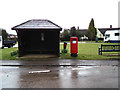 TL1419 : Bus Shelter & Peters Green Postbox by Geographer