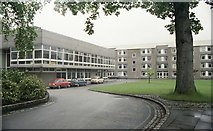 NJ9308 : Johnston Hall of Residence, University of Aberdeen by Richard Sutcliffe