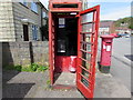 Former red phonebox, Meadow Crescent, Pontymister