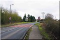 SP2100 : The A361 road approaching Lechlade-on-Thames, Glos by P L Chadwick