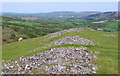 SO0653 : Ridge of stones on Caer Einon by Andrew Hill