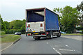 Lorry turning into Glassenbury Road, Hartley