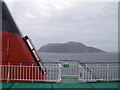 NL6994 : Muldoanich from the MV Isle of Lewis heading towards Castlebay by Chris