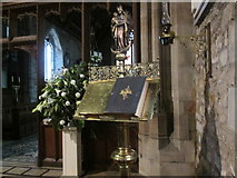 SO5868 : St. Mary's Church (Lectern | Burford) by Fabian Musto