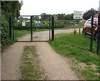SU4666 : West Mills Allotments entrance gates, Newbury by Jaggery