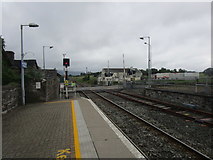 W2692 : Level crossing at Millstreet station by Jonathan Thacker
