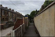 SE2028 : Footpath leading away from Old Lane, Birkenshaw by Chris Heaton