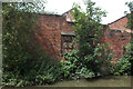 Dereliction by the Oxford canal Banbury