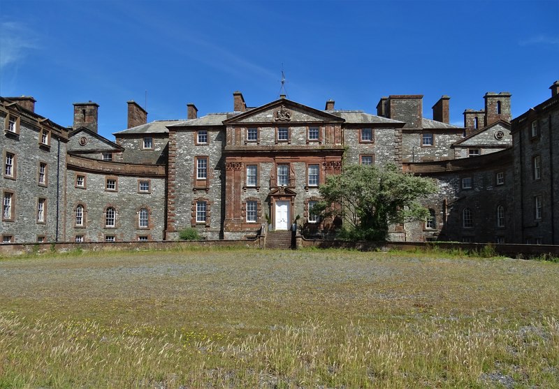 galloway-house-western-elevation-neil-theasby-geograph-britain-and-ireland