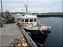HY4448 : 'Golden Mariana' at Gill Pier by Anne Burgess