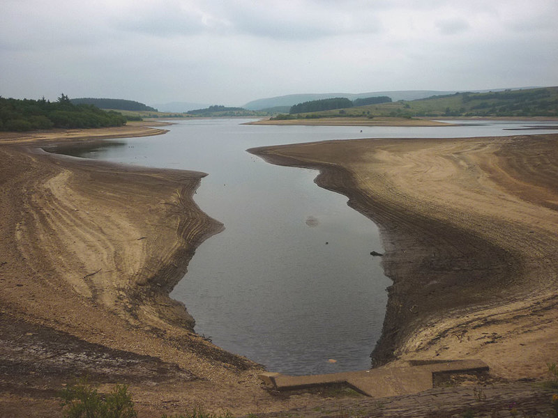 Stocks Reservoir depleted © Karl and Ali :: Geograph Britain and Ireland