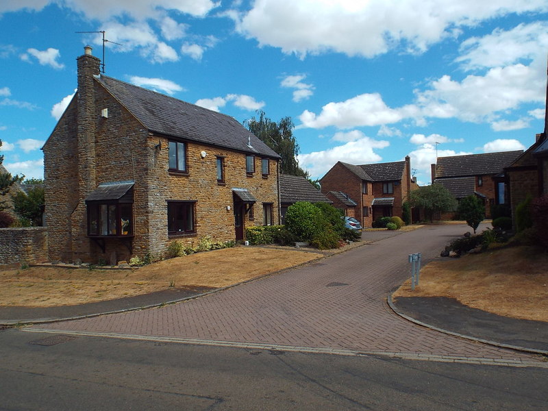 Farm Close, Holcot, Northamptonshire © Malc McDonald :: Geograph ...