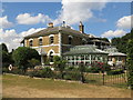 House by the River Thames off Dockett Eddy Lane