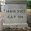 Coal tax boundary obelisk no.87, Thames Street - inscription