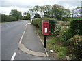 Elizabeth II postbox on Blackburn Road, Dimple