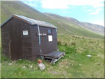 NH1047 : Climber's shelter at Glenuaig Lodge by Trevor Llewellyn