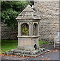 Memorial drinking fountain