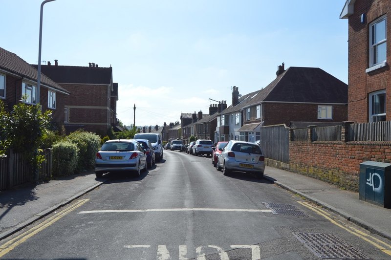 Great Brooms Rd © N Chadwick :: Geograph Britain and Ireland