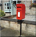 Elizabeth II postbox on Bury and Rochdale Old Road