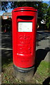 Elizabeth II postbox on Bury Road, Rochdale