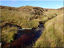 NC6022 : Junction of Tributaries of the Allt Gobhlach by Chris and Meg Mellish