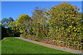 Path to railway footbridge