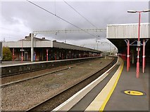 SJ8989 : Stockport Station by Alan Murray-Rust