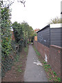 Public Footpath near Loftin Way, Chelmsford