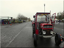 H4374 : Tractor, Omagh Variety Market by Kenneth  Allen
