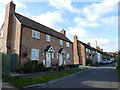 Modern houses on Snitterfield Lane