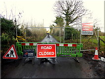 H4772 : Road Closed notice, Cranny by Kenneth  Allen