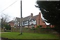 House on Hoe Lane, Abridge