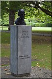 O1533 : Bust of James Joyce, St Stephen's Green by N Chadwick