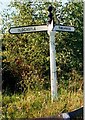 Old Direction Sign - Signpost by Wrexham Road, Cuddington