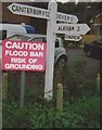 Old Direction Sign - Signpost by London Road, Temple Ewell parish