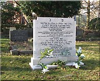 TG2008 : The Munter Family grave by Evelyn Simak