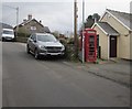 SO2320 : Red phonebox, Llanbedr, Powys by Jaggery